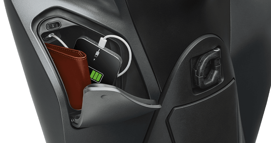 Cổng sạc USB Type-C ngay tại hộc đựng đồ