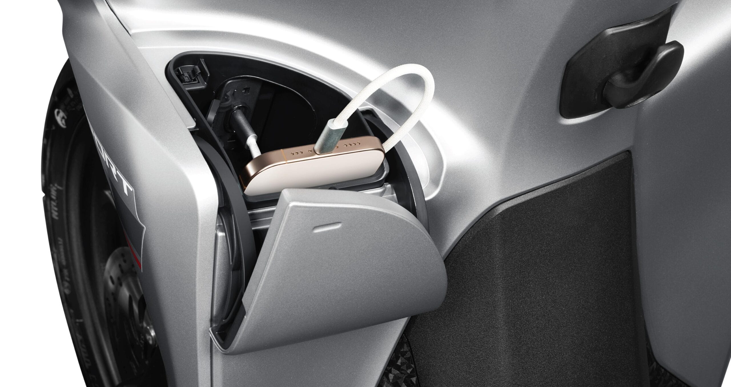 Honda Vision mới được trang bị hộc đựng đồ phía trước tiện lợi