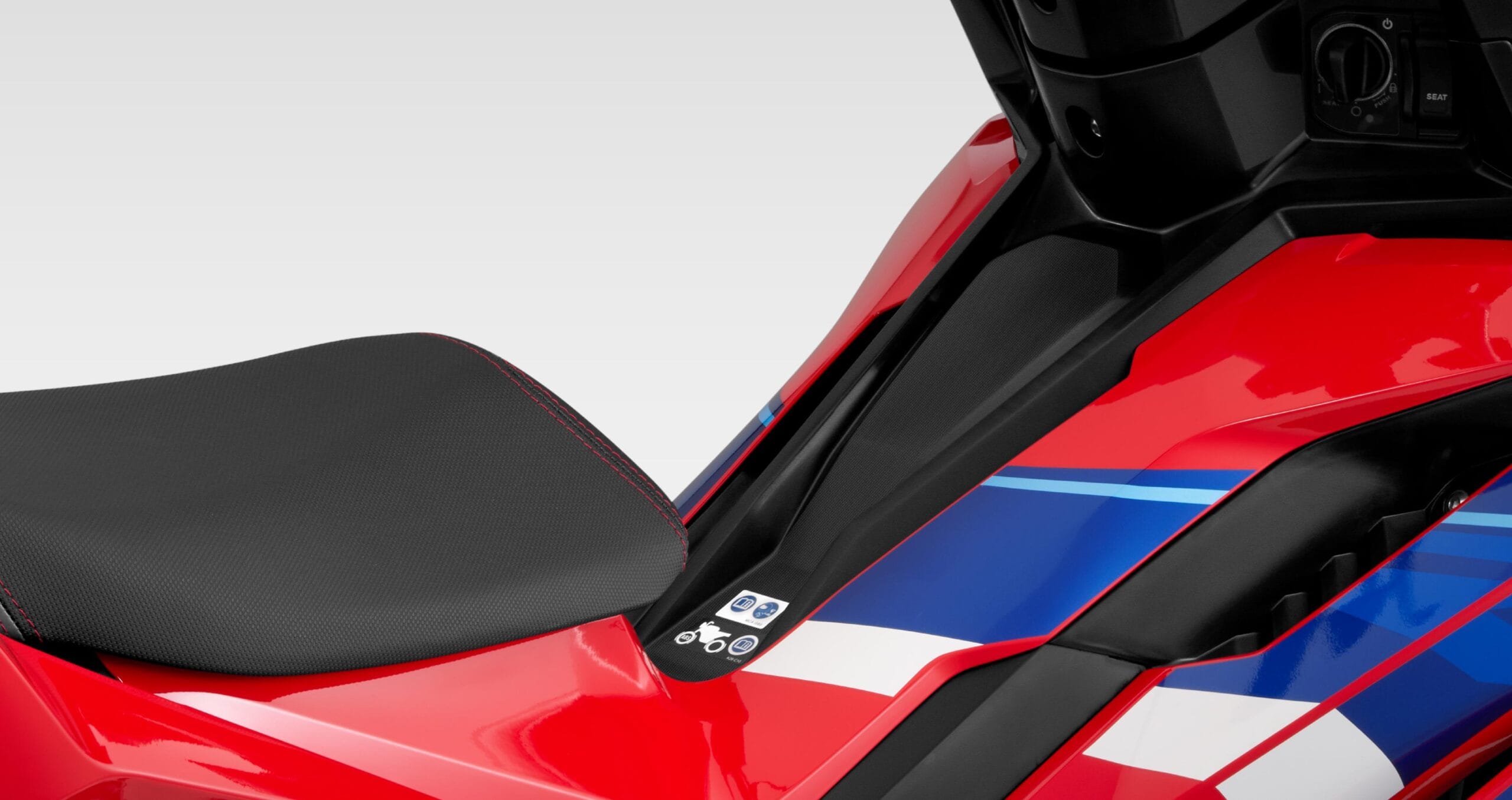 Tư thế ngồi Winner R tối ưu cho trải nghiệm lái