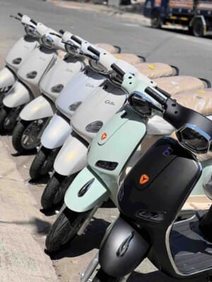 so-sanh-ngoai-hinh-vinfast-viper-va-yadea-osta-p