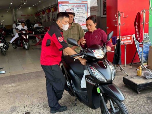 bang-gia-lan-banh-honda-vision-va-honda-lead-moi-nhat-2026