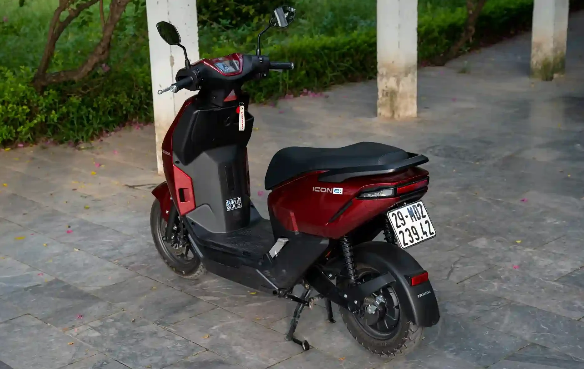 xe-honda-icon-e-cua-head-osc-giap-quan-12