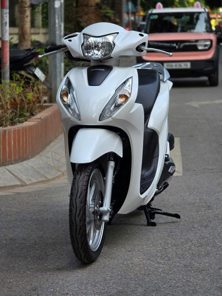 Honda Vision bản màu trắng có gì nổi bật?